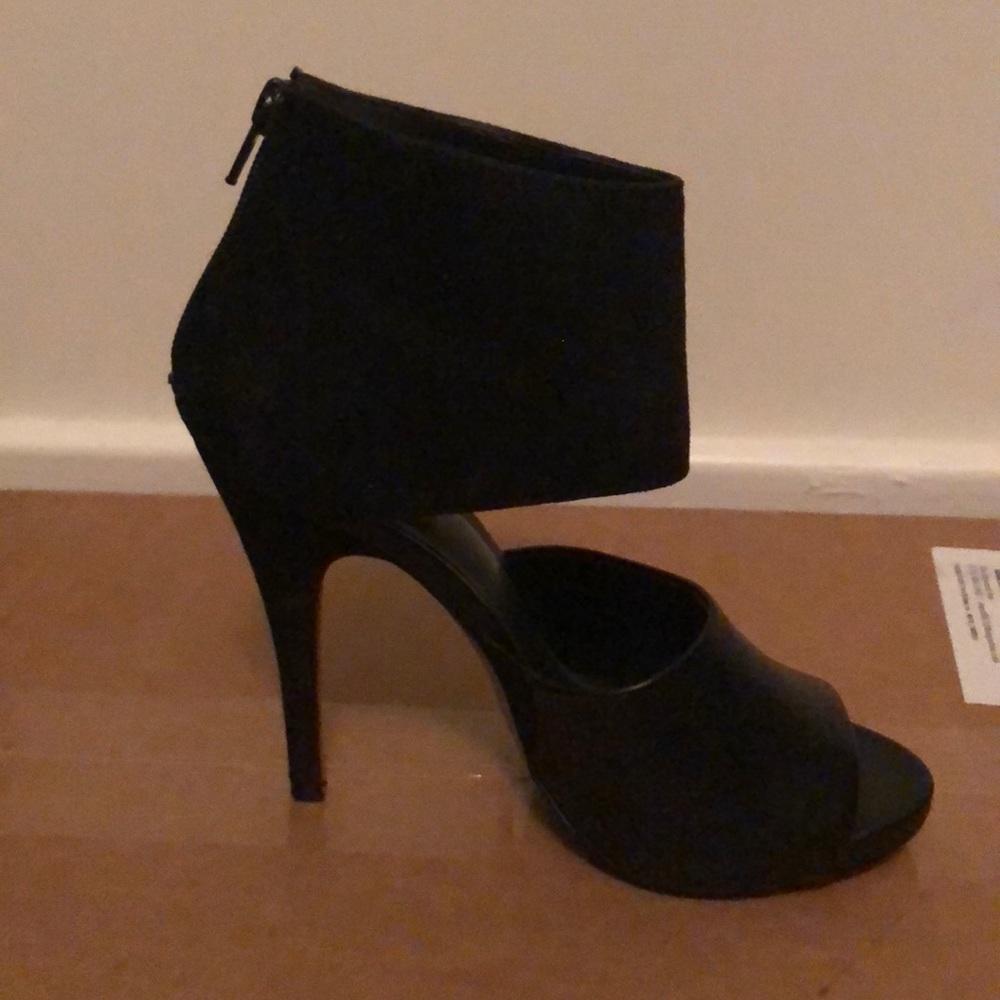 Open toe heel